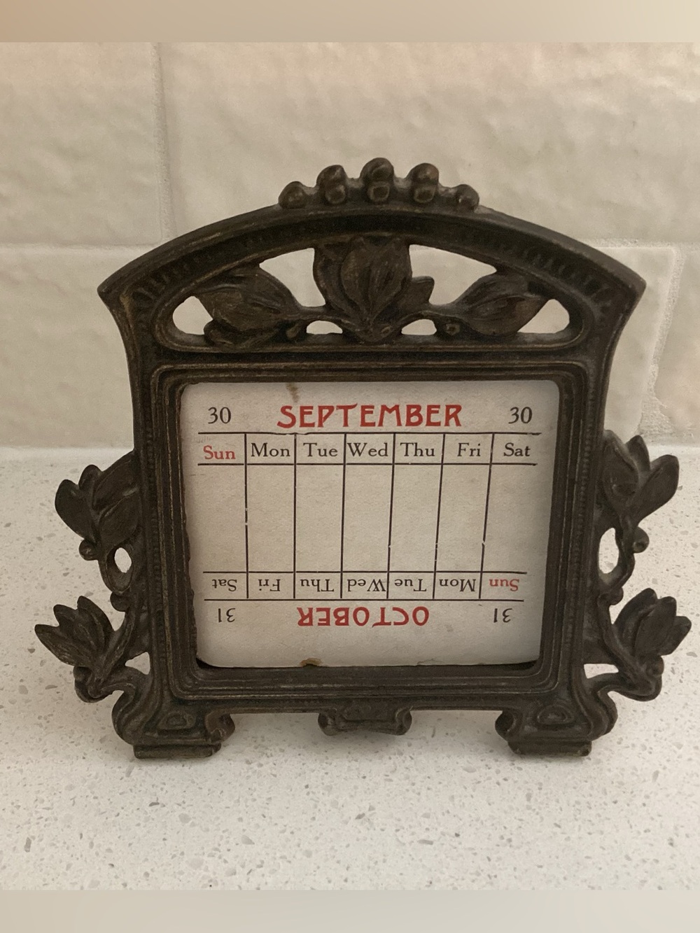 Antique Art Nouveau desk Calendar dating from early 1900s (circa 1910-1915)